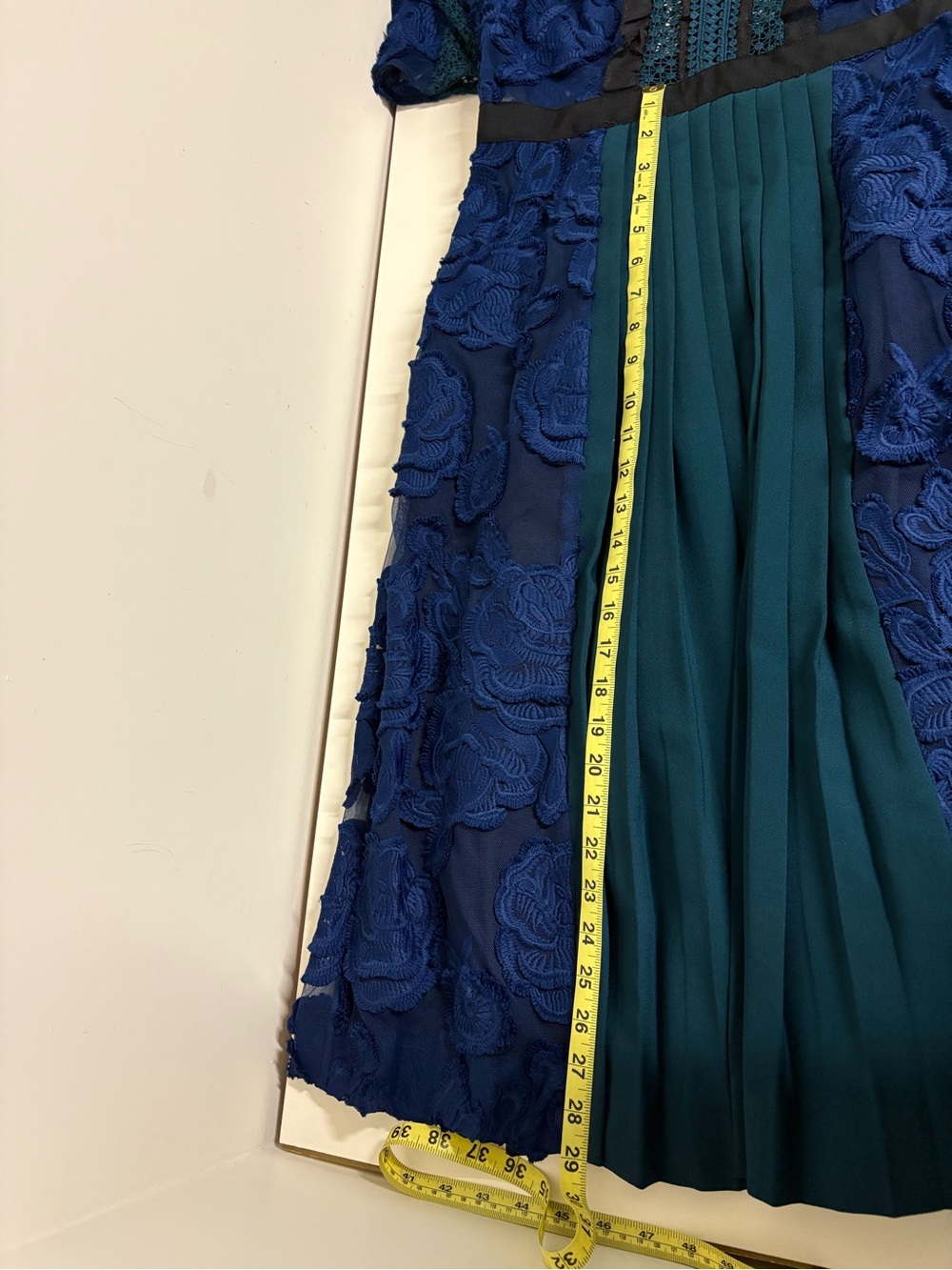 Self Portrait Thea Lace Navy & Teal Long Sleeve Lace-Appliqué Evening Dress - Picture 6 of 6